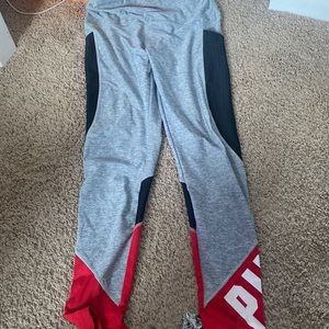 Work out leggings from pink.